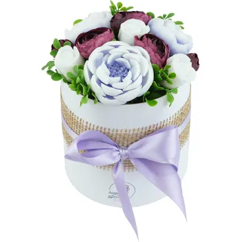 umělá květina Mýdlová kytice fialových pivoněk s bílým nádechem - kytice ve flowerboxu