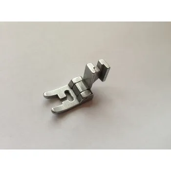 patka s nožičkou na ozdobné/vyšívací stehy a knoflíkovou dirku Veritas