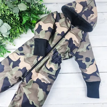 Kojenecká kombinéza Kulišárny Zimní funkční SOFTSHELL rostoucí kombinéza s beránkem ARMY VELIKOST: 74-80