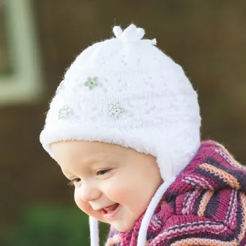 Čepice Dětská pletená čepice s podšívkou - bílá
