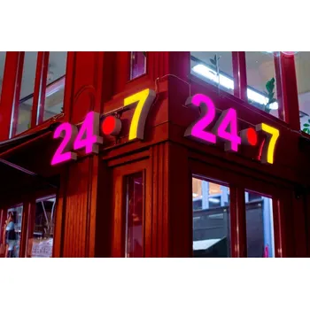 Polep vozidla Avery 4500 TF Translucent Film š. 1,23m - 4537 Chocolate