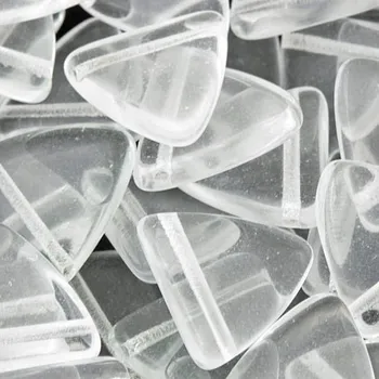 Korálek CZ Korálek mačkaný TROJÚHELNÍK 13mm crystal