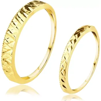 Prsten Zlaté snubní prsteny ze žlutého zlata 585 - diamantový brus, vroubkovaný okraj - Velikost: 49