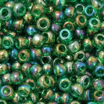 Korálek TOHO Co., Ltd. TOHO Round 8/0 Rainbow Grass Green