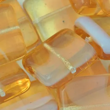 Korálek CZ Korálek mačkaný ČTVEREC 15mm žlutá opál