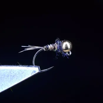 Umělá nástraha Muška na ryby Tungsten Jig Fly 08