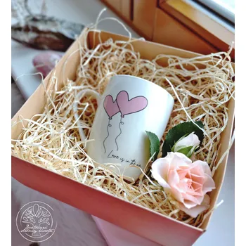 Hrneček se srdíčky v dárkové krabičce - Láska 330ml KřídlAndělů