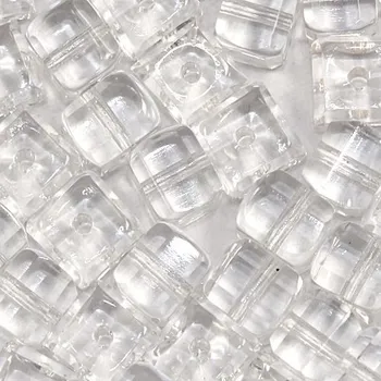 Korálek CZ Broušená kostička 4mm crystal (8ks)