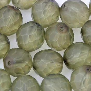 Korálek CZ Korálky broušené 12mm zelená mat (8ks)