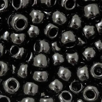 Korálek TOHO Co., Ltd. TOHO Round 6/0 Opaque Jet