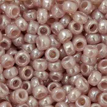 Korálek TOHO Co., Ltd. TOHO Round 8/0 Ceylon Grape Mist