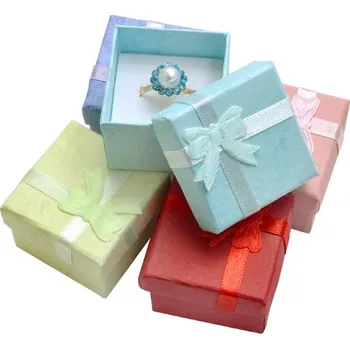 Dárková krabička Papírová krabička na šperky prsteny, náušnice, přívěsky 1ks