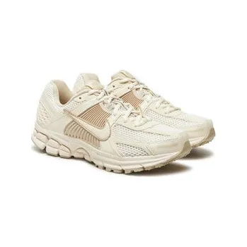 Dámské tenisky Nike Sneakersy Zoom Vomero 5 FQ6868 111 Écru 35_5