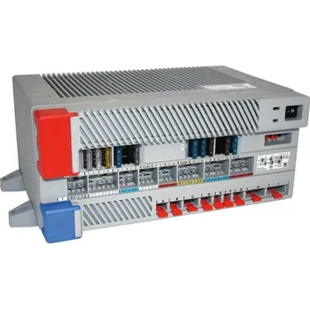 Příslušenství ke karavanu Elektrická napájecí skříň Základní