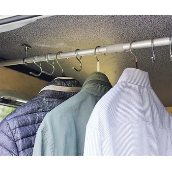 Příslušenství ke karavanu Kolej na oblečení do zadní garáže