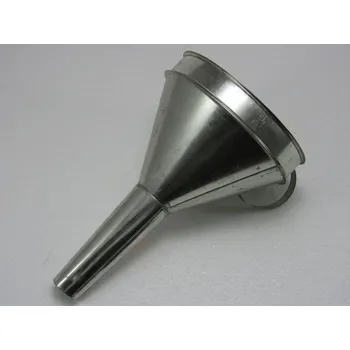 Příslušenství ke karavanu Nálevka kovová rovná, průměr 17cm, výška 26,5cm