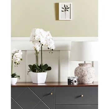 umělá květina Umělá rostlina v květináči orchidej bílá a zelená syntetický materiál 59 cm dekorace doplňky interiér Beliani