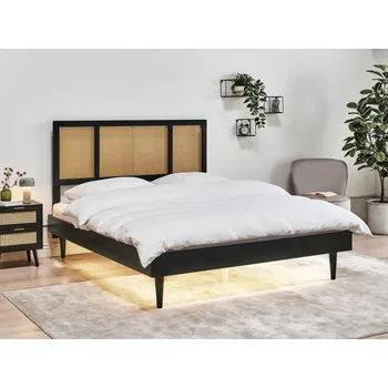 Postel Postel černá kaučukové dřevo 160 x 200 cm čelo s vídeňským výpletem s LED lamelový rošt minimalistický rustikální styl ložnice Beliani