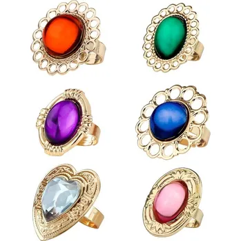 Karnevalový doplněk Prsten s kamenem Barva: Bílá