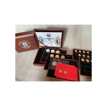 Společná etue pro zlaté a stříbrné mince ČNB