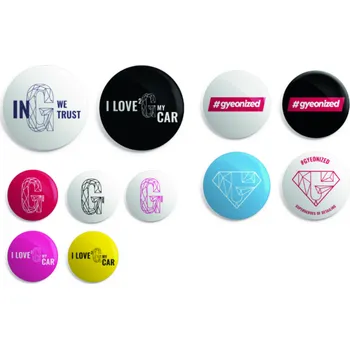 Odznáčky Gyeon Mix of Gyeon Badges (100 pcs) 37/44/56 mm