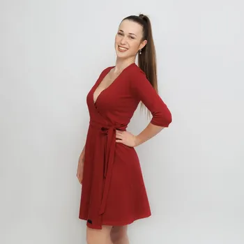 Dámské šaty Bordó zavinovací šaty Velikost: M