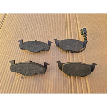 Brzdová destička Originální díl Škoda přední brzdové destičky Škoda Fabia I (6Y) se signalizací opotřebení 6Q0698151B