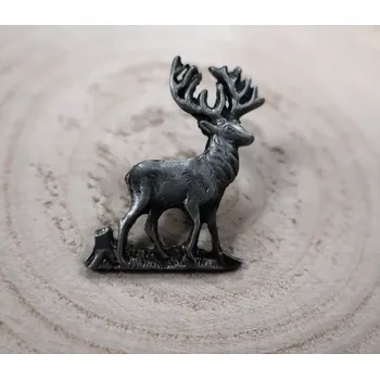 Odznak - jelen stříbrný II (Myslivecká ozdoba)