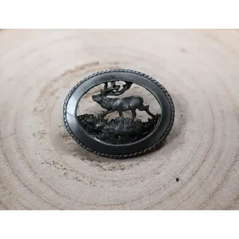 Odznak - jelen ovál stříbrný (Myslivecká ozdoba)