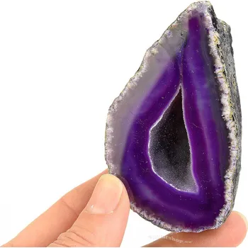 Přírodní kámen Geoda s dutinou z fialového achátu 168g (Brazílie)