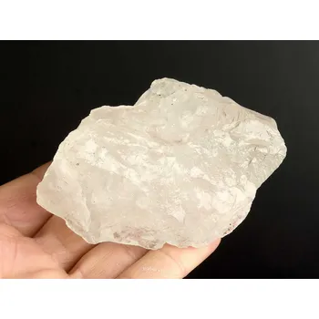 Přírodní kámen Křišťál přírodní 187g (Madagaskar)