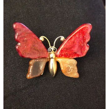 Brož Brož červený motýl (Motýlek brož na špendlík)