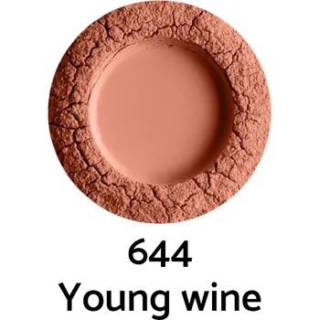 Přípravek na tvář UOGA UOGA Minerální sypká tvářenka s jantarem 5 g Barevný: 6445 Young wine - středně tmavý teplý broskvový odstín