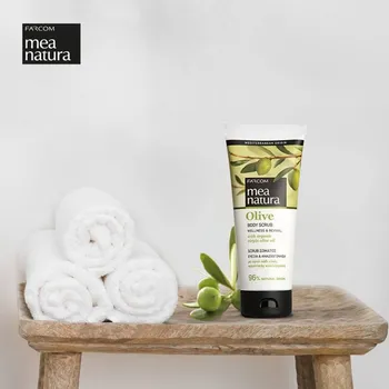 FARCOM MEA NATURA OLIVE tělový pealing 200ml
