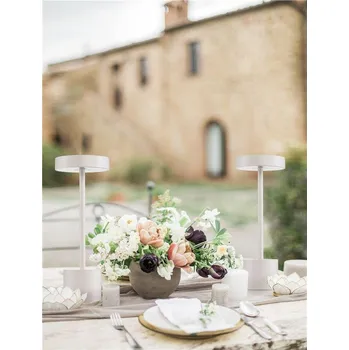 Venkovní osvětlení NOVALUCE Venkovní stolní lampa FUMO bílý hliník a akryl LED 2W 3000K 220-240V 163st. IP54 vypínač na těle / USB kabel - NOVA LUCE NV 9002863