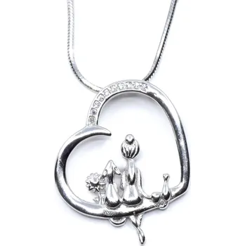 Přívěsek Stříbrný přívěsek srdce se zirkony Wealth