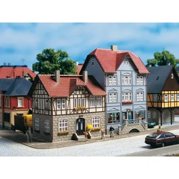 Modelová železnice Městské domy Nádražní ulice 9/11 H0/TT - Auhagen 12346