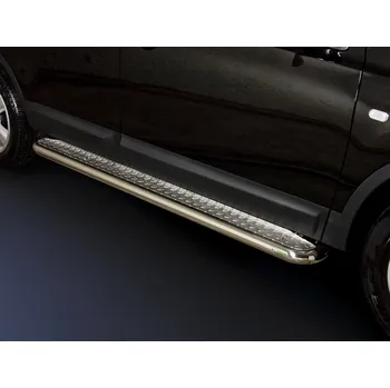 Tuning Boční schůdky z nerezové oceli s žebrovým plechem - Nissan Qashqai (2010 - 2013)