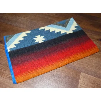 Přehoz na lůžko Deka Ekvádor (lamí vlna, malá III)