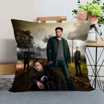 Polštář Povlak na polštářek Lovci duchů - Dean a Sam Winchester