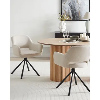 Jídelní židle Sada 2 otočných jídelních židlí béžová látka s područkami opěradlo černé kovové nohy retro tradiční styl Beliani