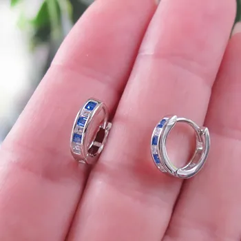 Náušnice Stříbrné náušnice kroužky modrými zirkony 12mm 1,80g Rhodium Stříbro 925/1000