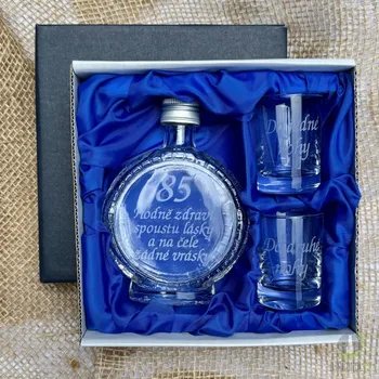 Souprava pískovaná budík + 2 panáky 0,1l 85let