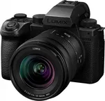 Panasonic Lumix S5 II X LUMIX S 20-60 mm F/3,5-5,6 + Lumix S 50mm/F1,8