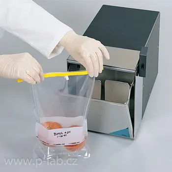 Obalový materiál Sáček pro homogenizátory WHIRL-PAK (Nominální objem (ml) : 1650, Popis. plocha: ano , Rozměry (mm): 190 x 300, Tloušťka fólie (mm): 0,102, Vhodný stojánek: V, Balení (ks): 500)