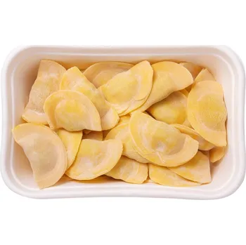 Čerstvá pasta Ravioli krůtí s bylinkami