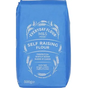 Přisada na vaření a pečení Marks & Spencer Samokypřící hladká mouka