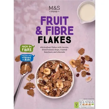 Marks & Spencer Pšeničné lupínky s přidanými pšeničnými otrubami se sušeným ovocem a ořechy