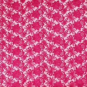 Vyšívaný tyl 7113 fuchsiový s květy, š.110