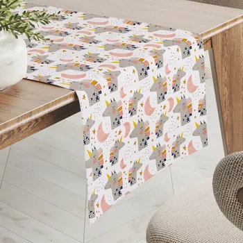 ubrus Dětský bavlněný běhoun na stůl Sandra SA-562 Spící jednorožci mezi hvězdičkami na bílém 35x120 cm